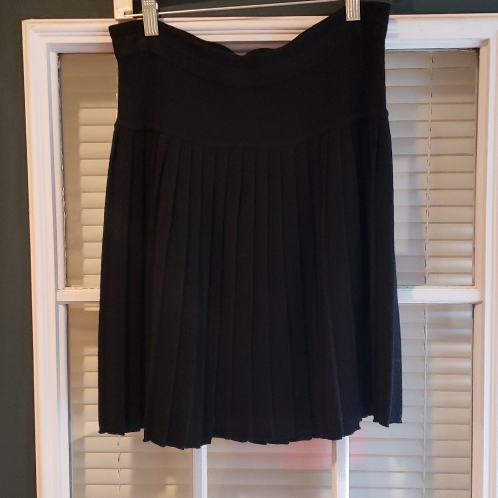 Limited Wool Skirt